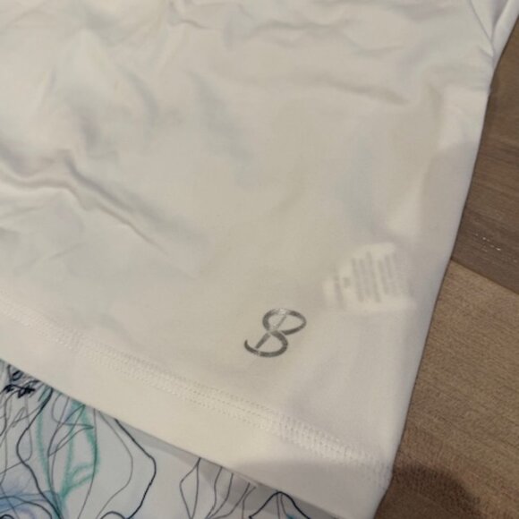 Sofibella Tennis / Pickleball skort and Short Sleeve Top - Picture 5 of 13